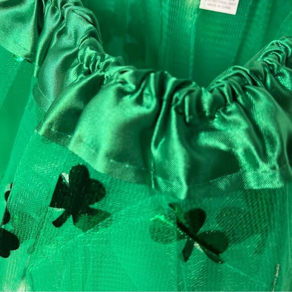 St. Patrick's Day Festive Green Shamrock Tulle Elastic Waist Skirt One Size NEW! - Picture 2 of 5